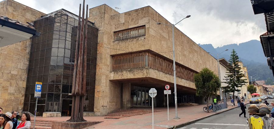 Edificio del Senado de Colombia en Bogotá, sede del poder legislativo colombiano