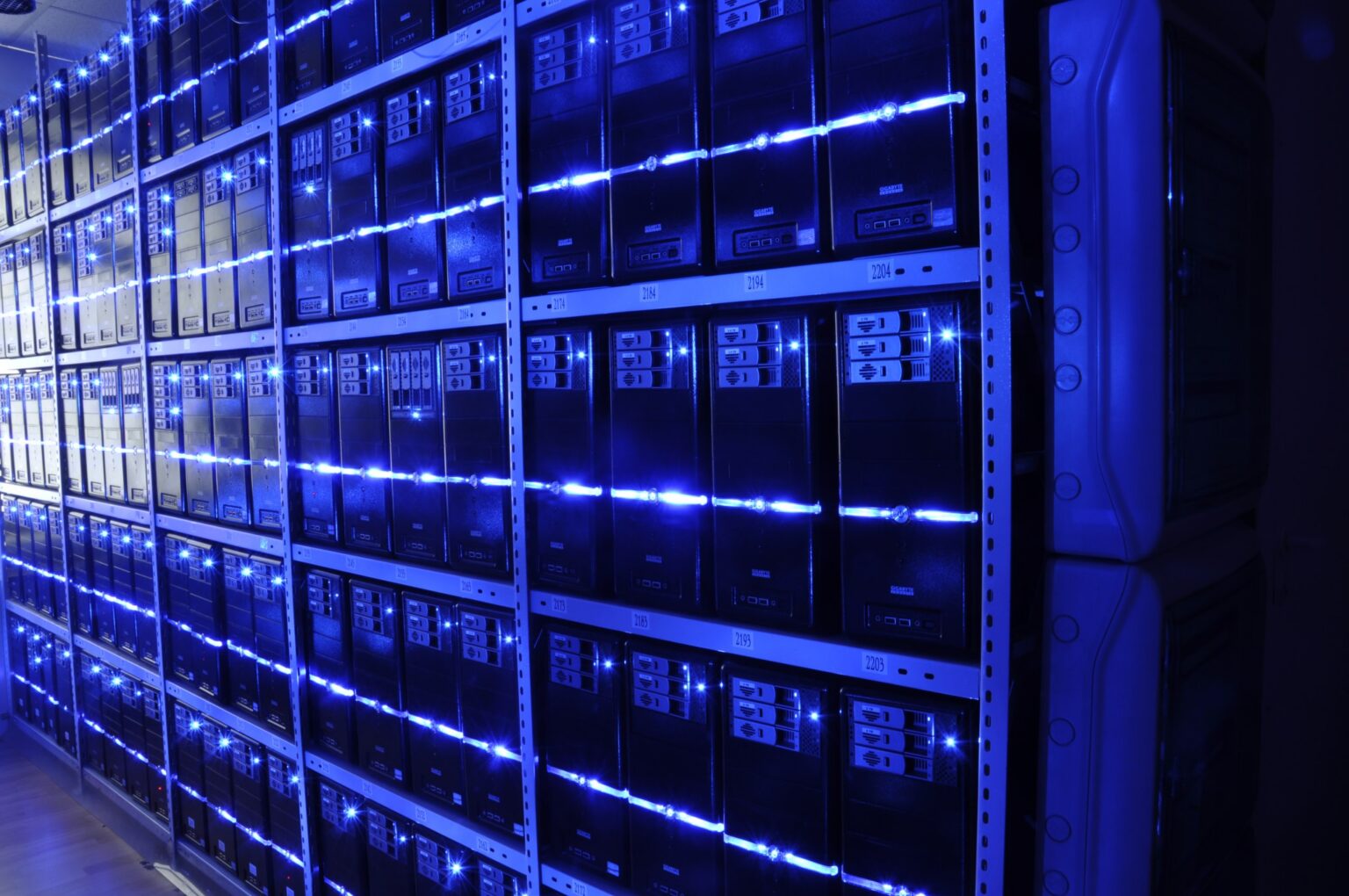 Centro de datos con servidores tecnología