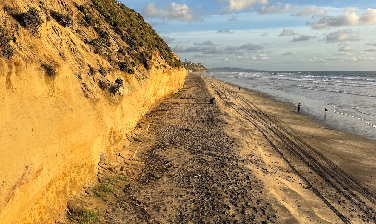 Acantilados dorados de Encinitas, California