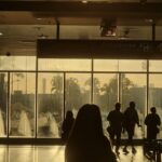 Pasajeros en el Aeropuerto Internacional de Miami (MIA)