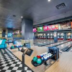 🎳 Strike Club Bowling — 12 pistas profesionales, primera experiencia premium en el sur de Florida.