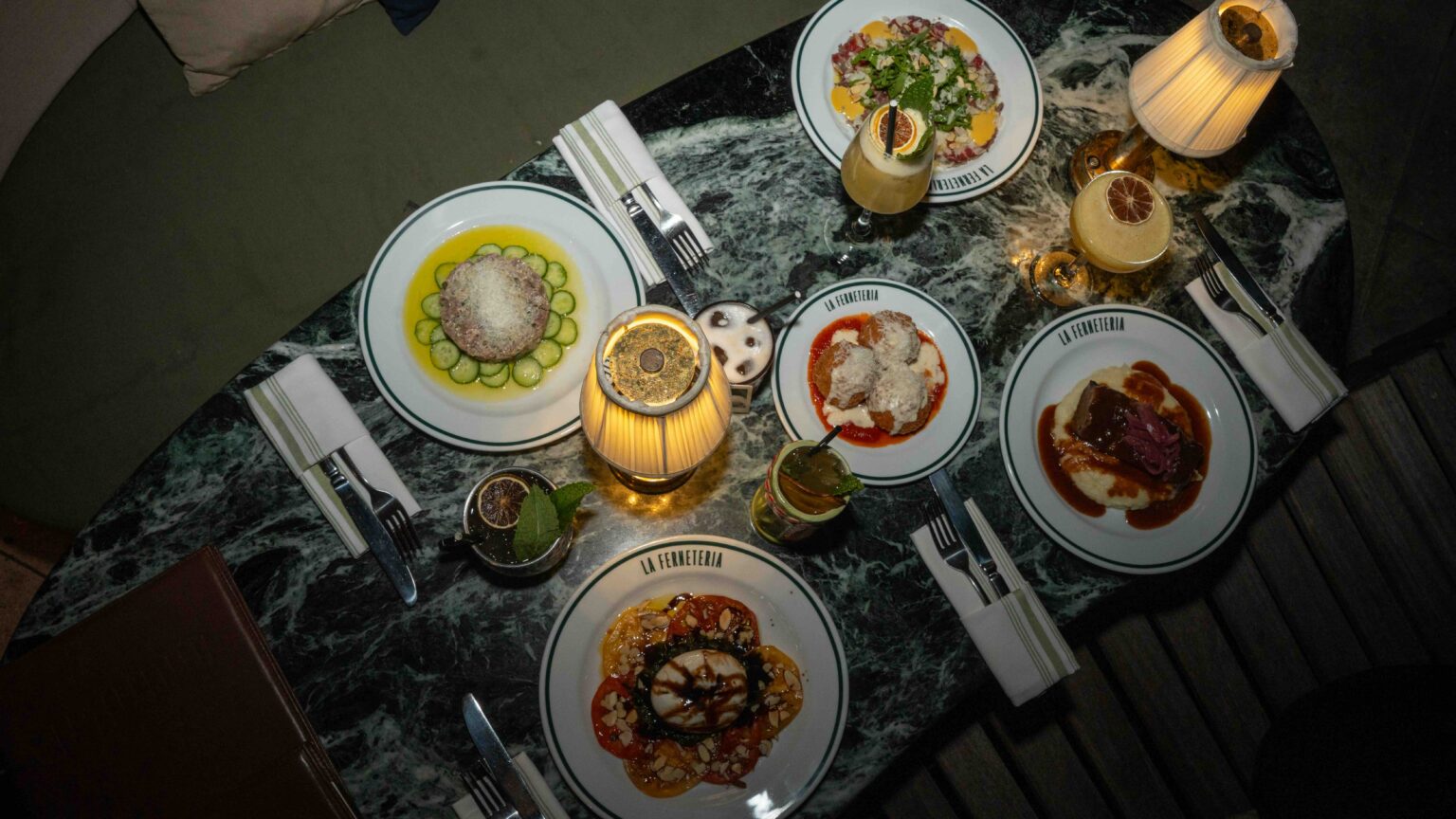 Empanadas, arancini, agnolotti y fernet bajo el mismo techo. Una fusión que ya triunfó en Buenos Aires.